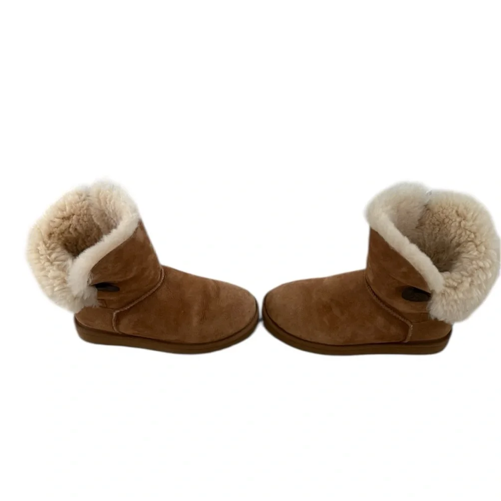 UGG Bailey Button Short Boots Chestnut - Size 7 - Picture 6 of 9